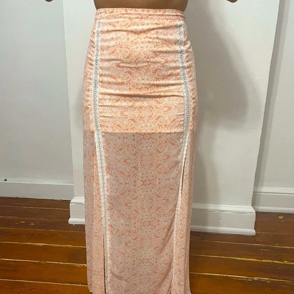 Double High Slit Floral Maxi Skirt - Picture 5 of 10